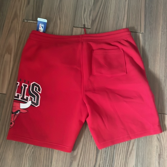 NBA Brand Chicago Bulls Flannel Short - Picture 4 of 4